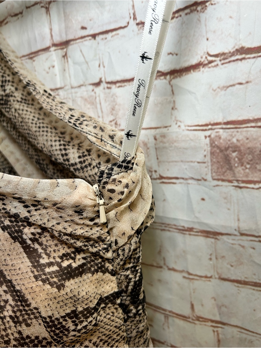 Tracy Reese One-Shoulder Python Print Silk Chiffon Cocktail Dress Homecoming - Picture 6 of 13